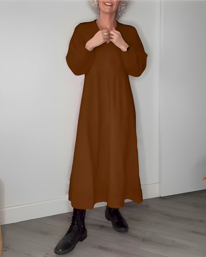 Alena | Elegantti maxi-mekko V-dekolteella