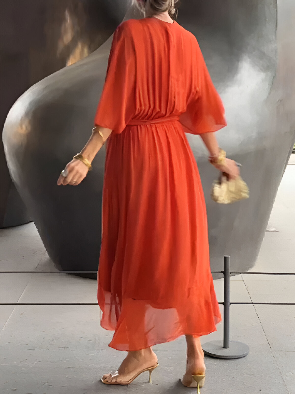 Alina | Chiffon-mekko V-dekolteella